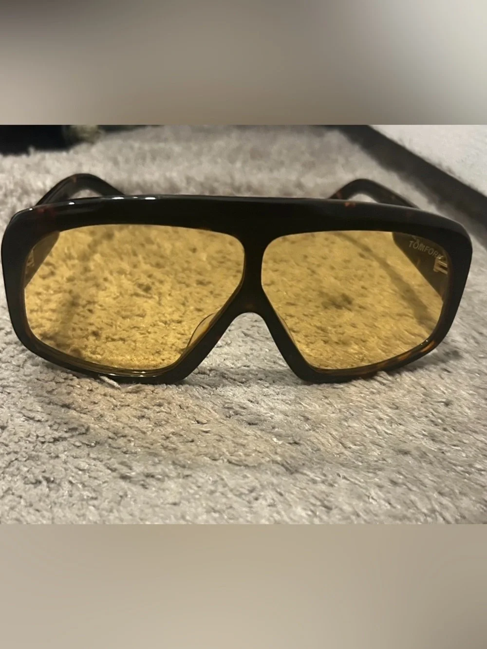 Tortoiseshell Frame Sunglasses with Yellow Lenses